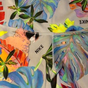 Tropical floral leggings